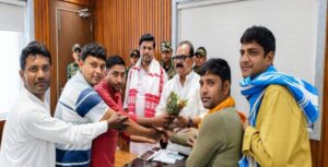 Palamu News फोर्थ ग्रेड परीक्षा में देरी से छात्रों में नाराजगी