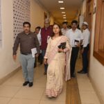 मंत्री Shilpi Neha Tirkey ne अधिकारियों को दिये सख्त निर्देश